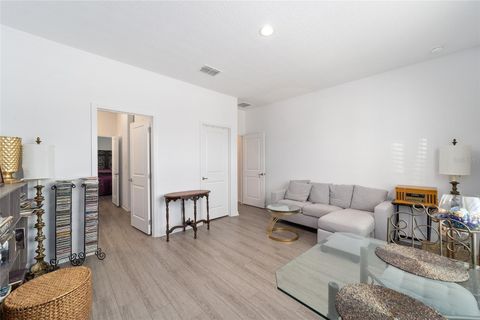 Tiny photo for 7233 SW 64th Street Road, Ocala, FL 34476 (MLS # OM721269)