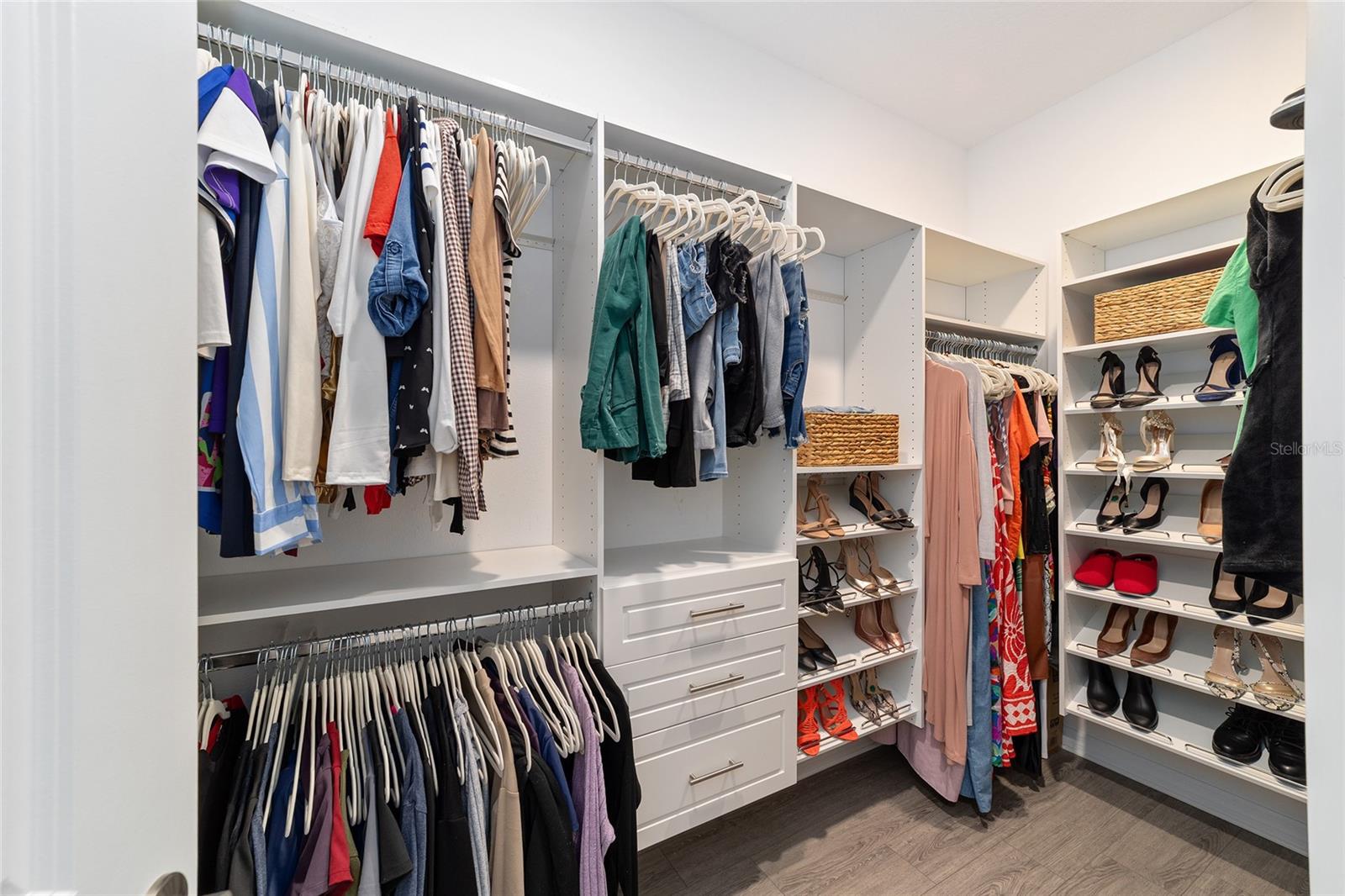 CALESA TOWNSHIP - Residential