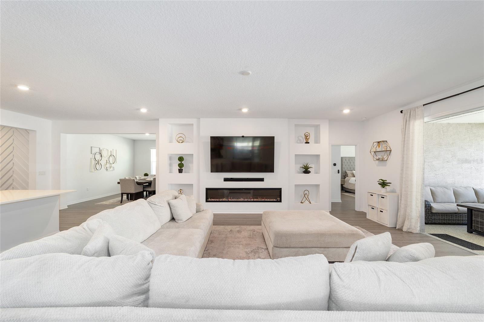 CALESA TOWNSHIP - Residential