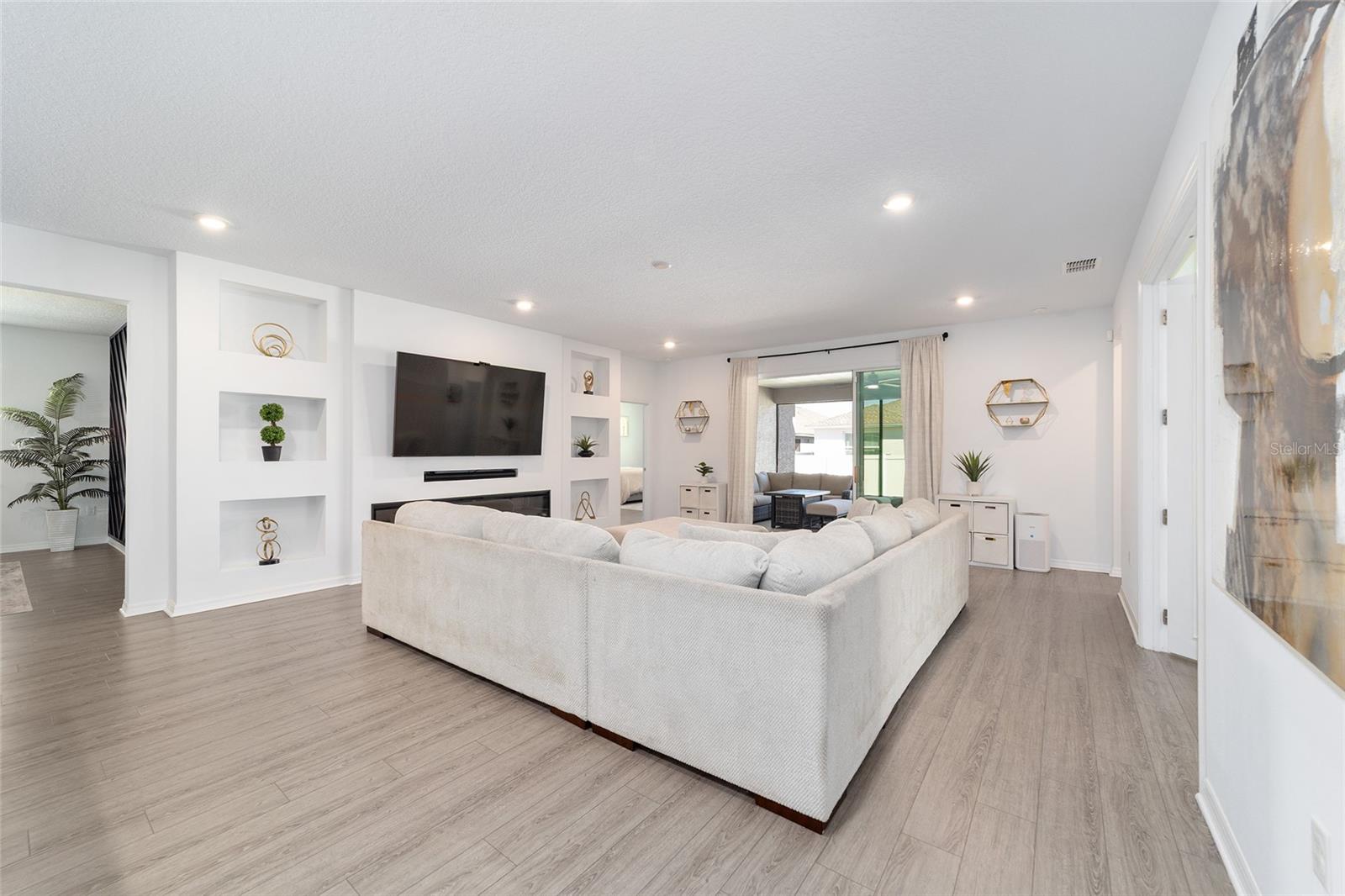 CALESA TOWNSHIP - Residential