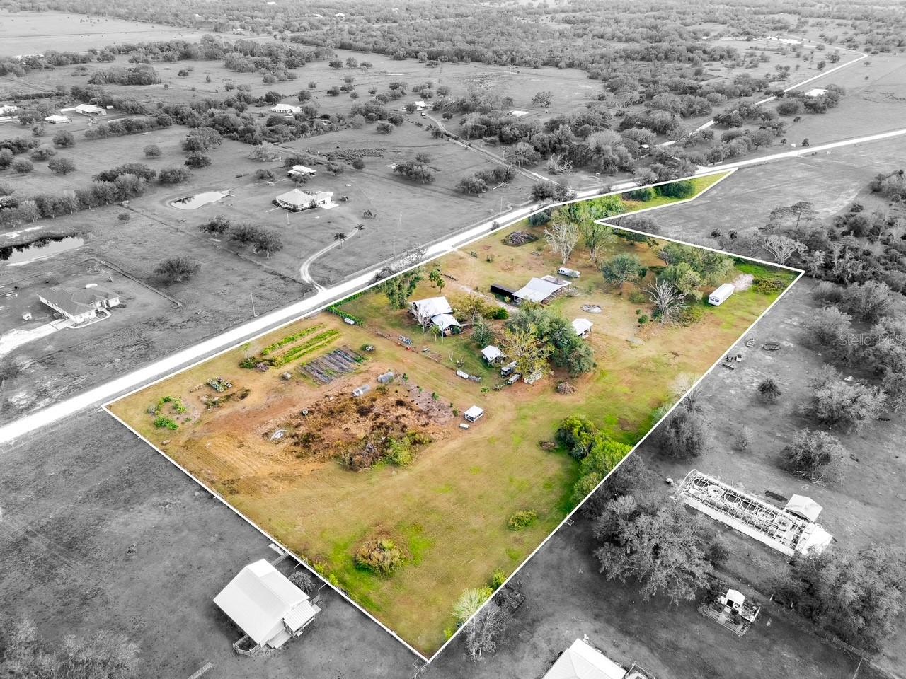 NO SUBDIVISION - Residential