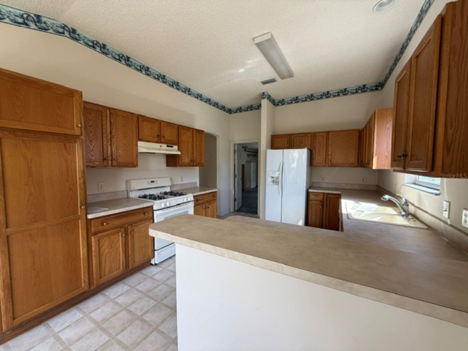 3001 SAINT THOMAS LANE