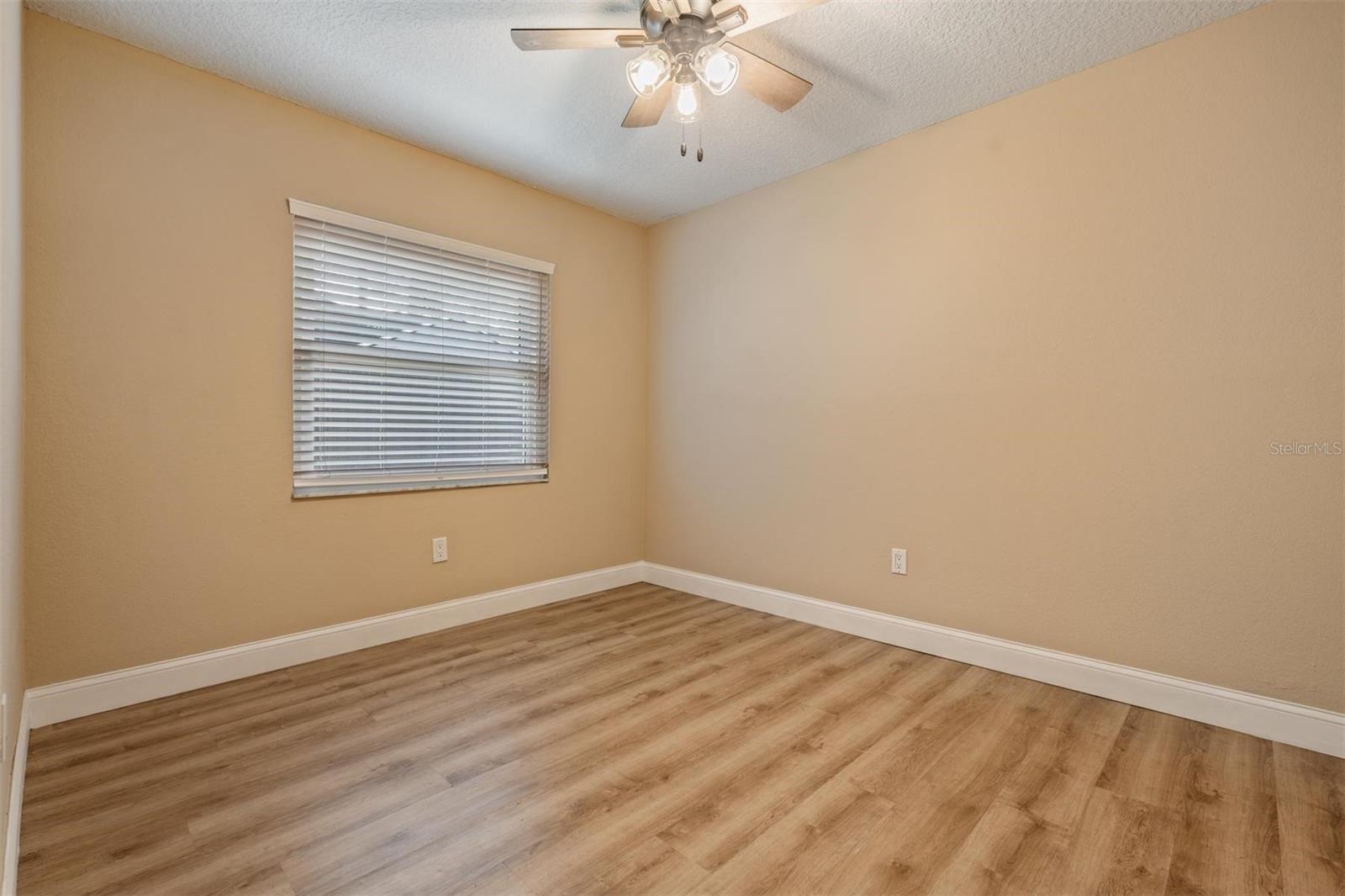 CARROLLWOOD MEADOWS UNIT VI SE - Residential