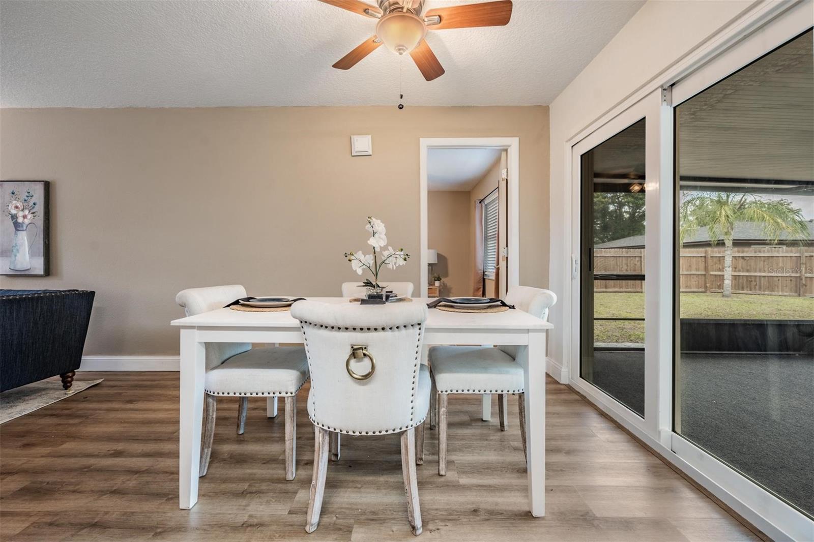 CARROLLWOOD MEADOWS UNIT VI SE - Residential