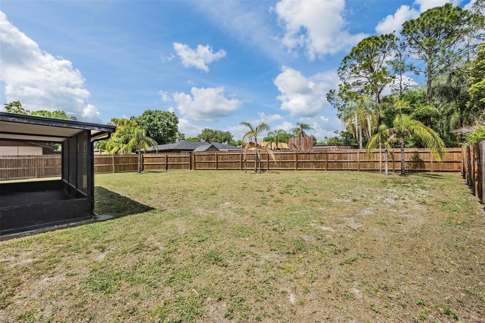 CARROLLWOOD MEADOWS UNIT VI SE - Residential