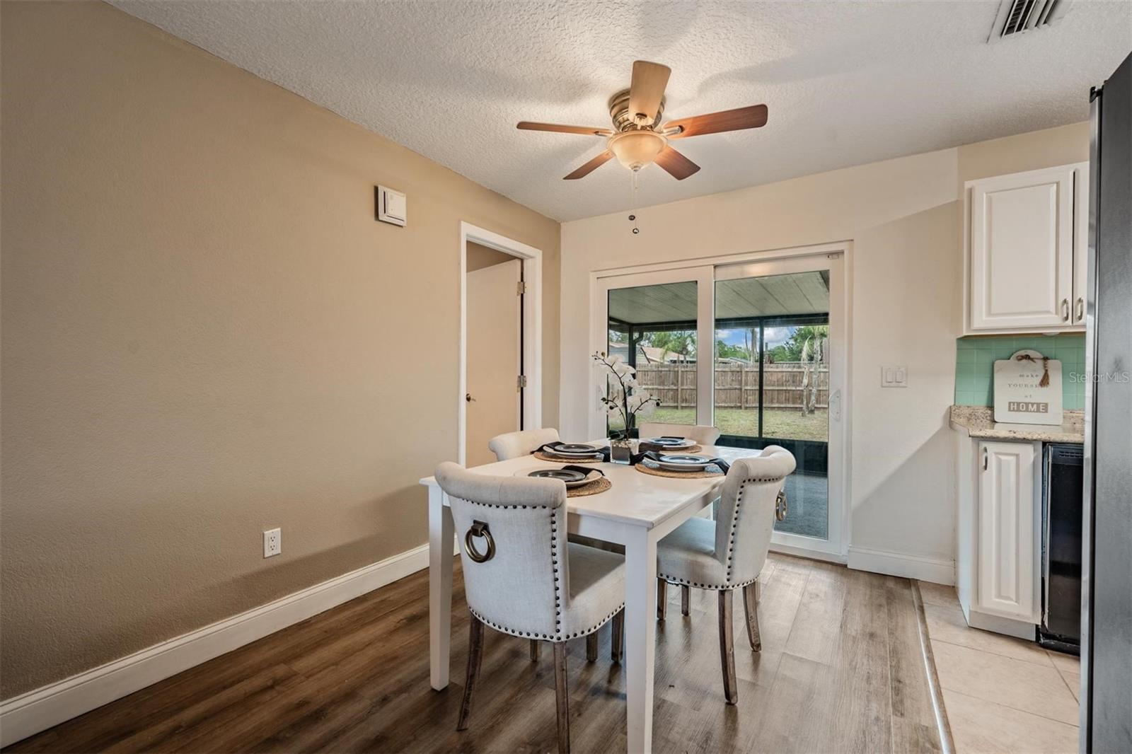 CARROLLWOOD MEADOWS UNIT VI SE - Residential