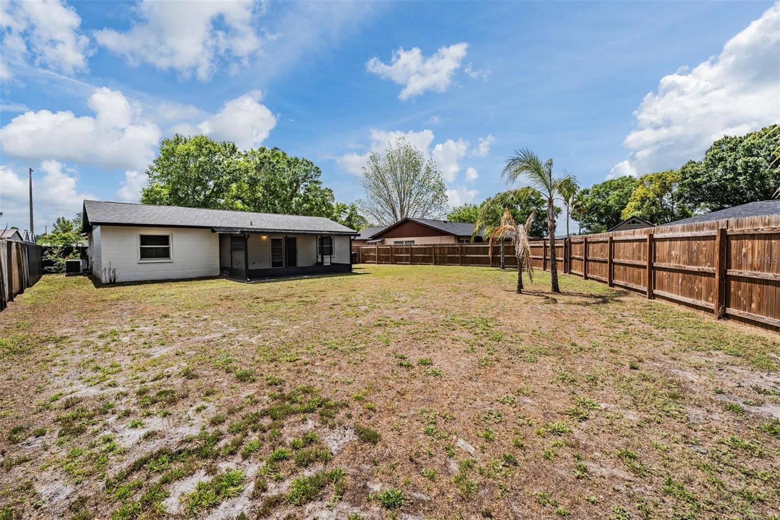 CARROLLWOOD MEADOWS UNIT VI SE - Residential