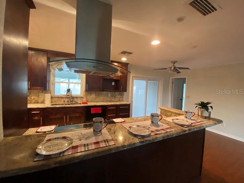 WINTER WOODS UNIT 01 - Residential