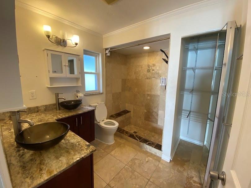 WINTER WOODS UNIT 01 - Residential