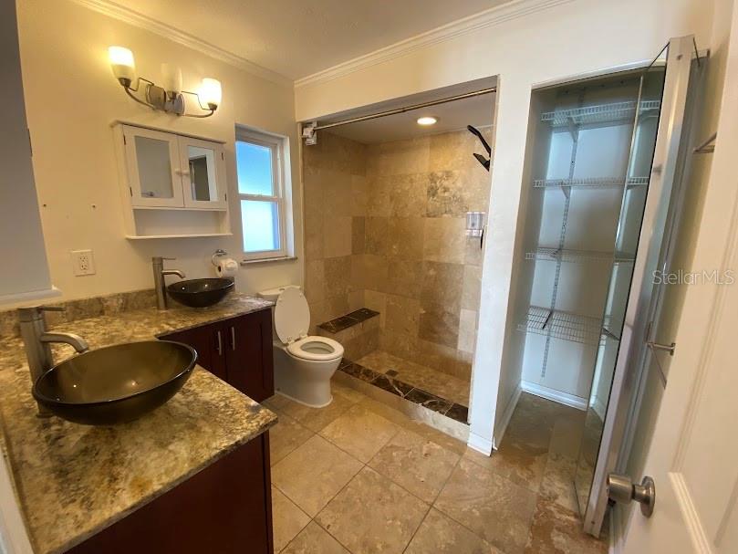 WINTER WOODS UNIT 01 - Residential