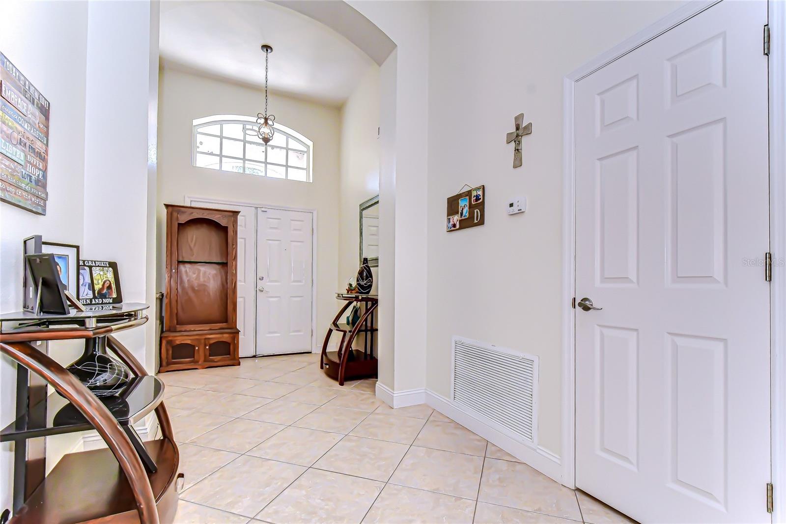 VILLAROSA L - Residential