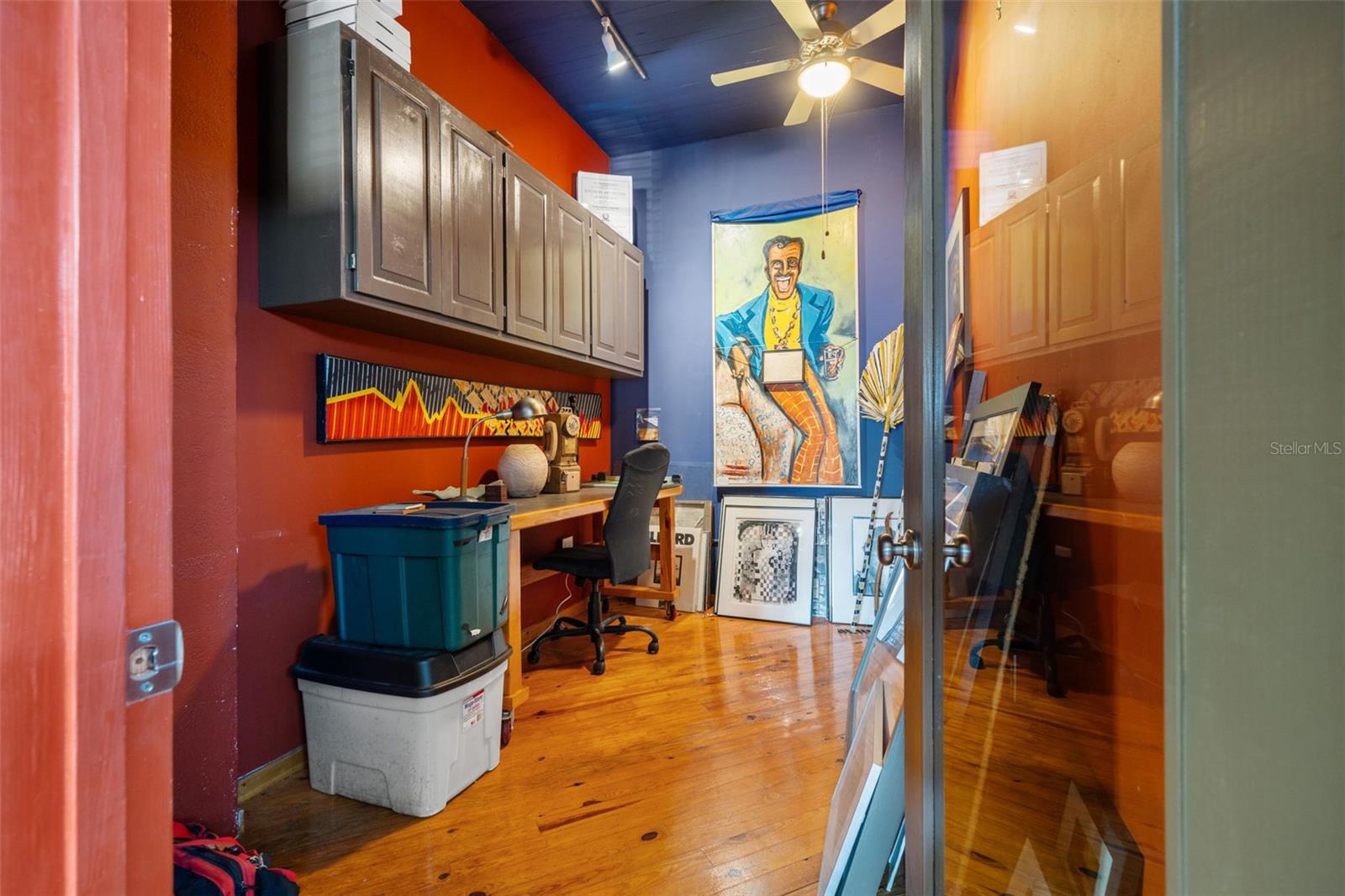 NORTH PARK - Commercial Sale