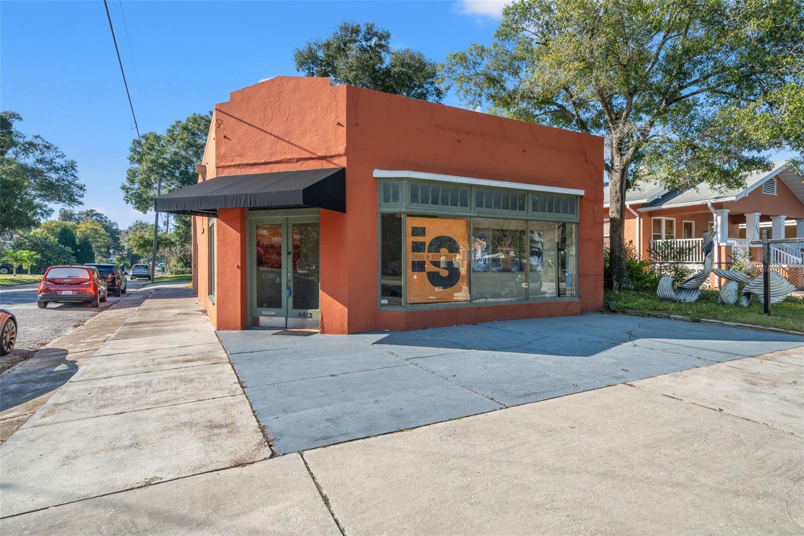 NORTH PARK - Commercial Sale