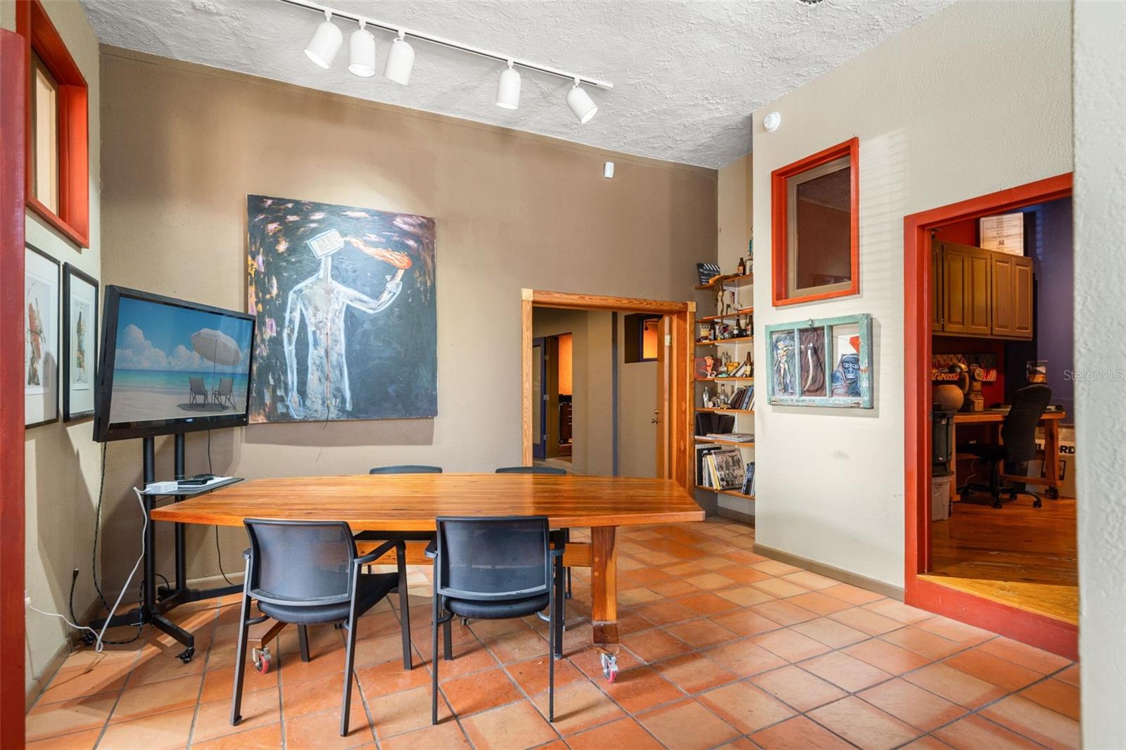 NORTH PARK - Commercial Sale