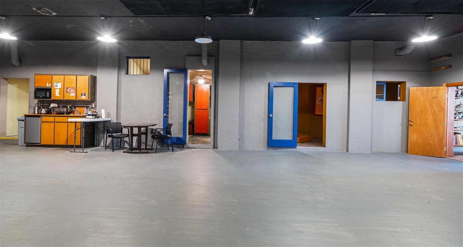 NORTH PARK - Commercial Sale