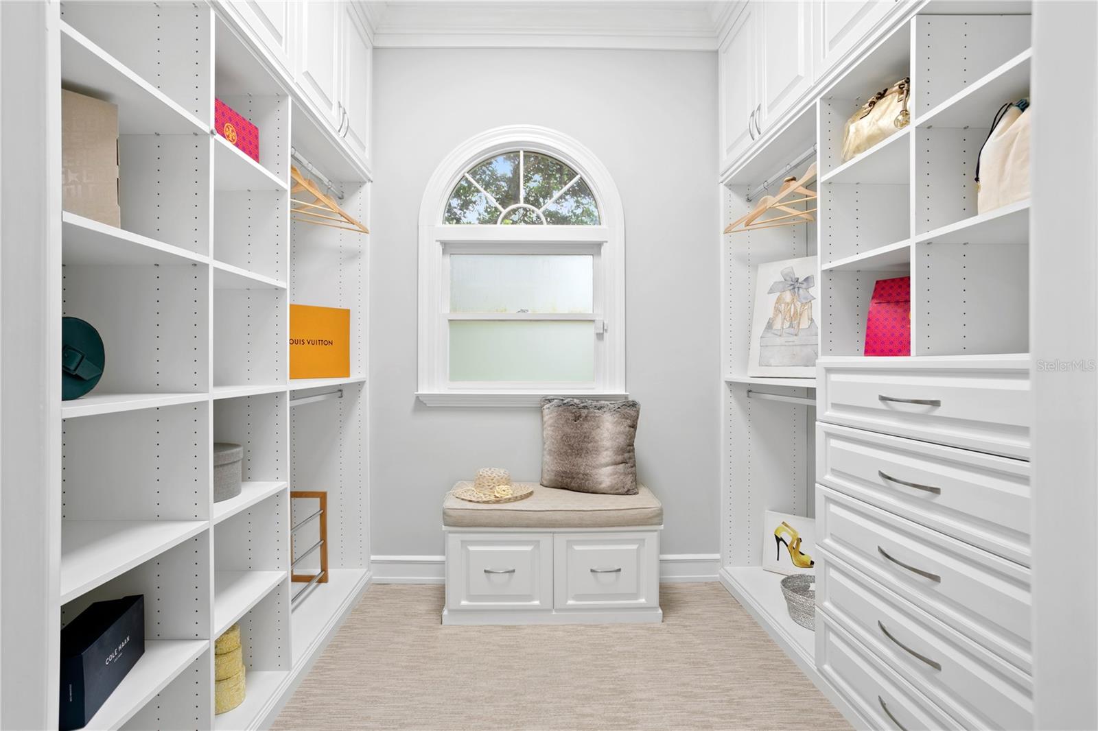 AVILA UNIT 4 - Residential