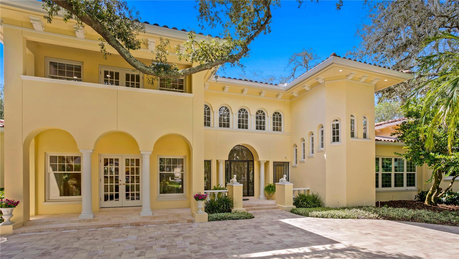 AVILA UNIT 4 - Residential