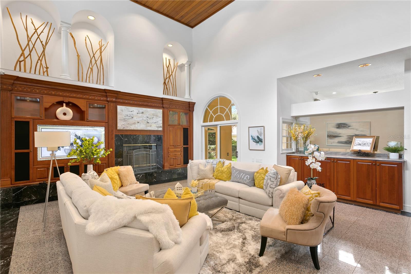 AVILA UNIT 4 - Residential