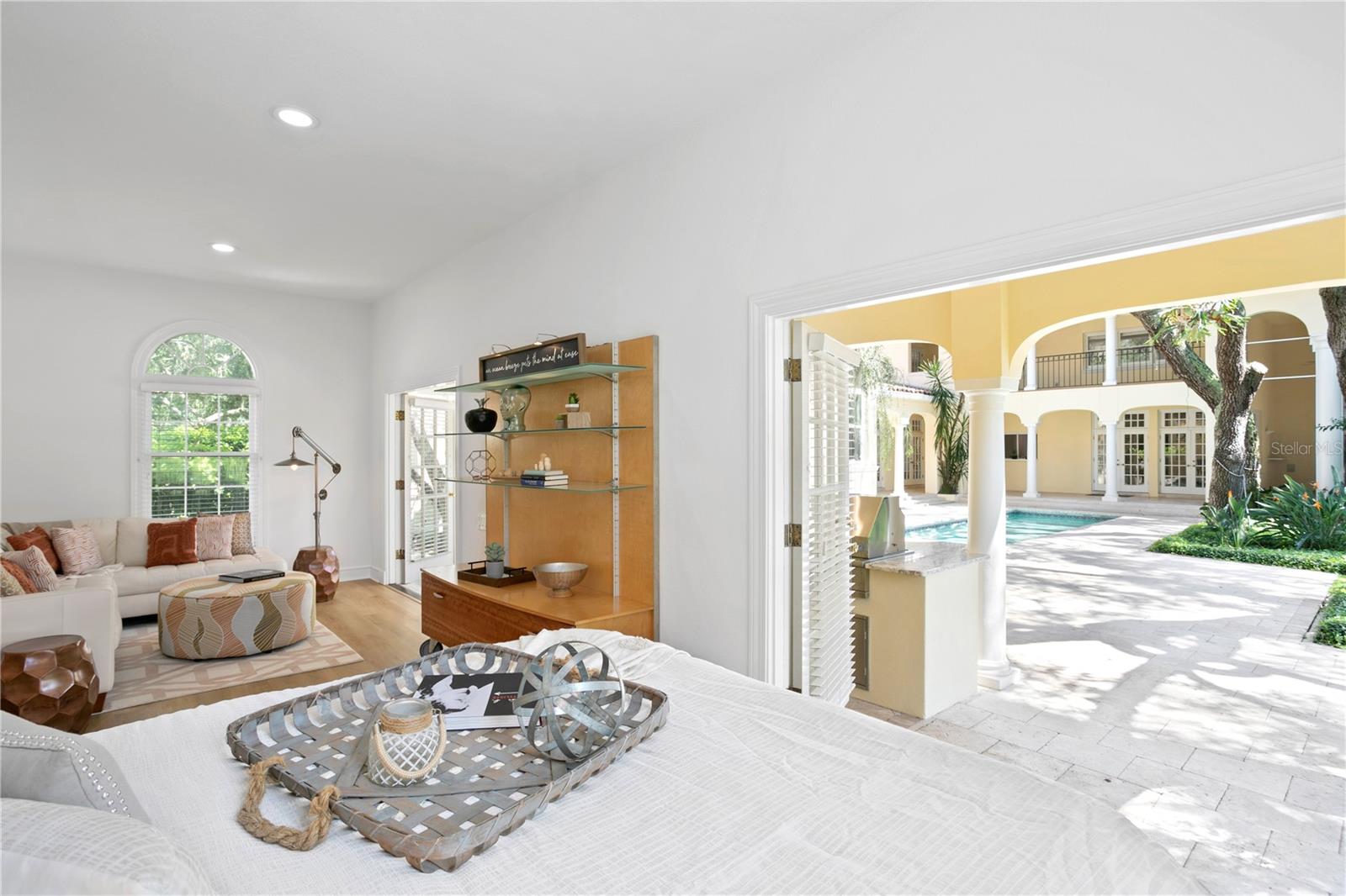 AVILA UNIT 4 - Residential