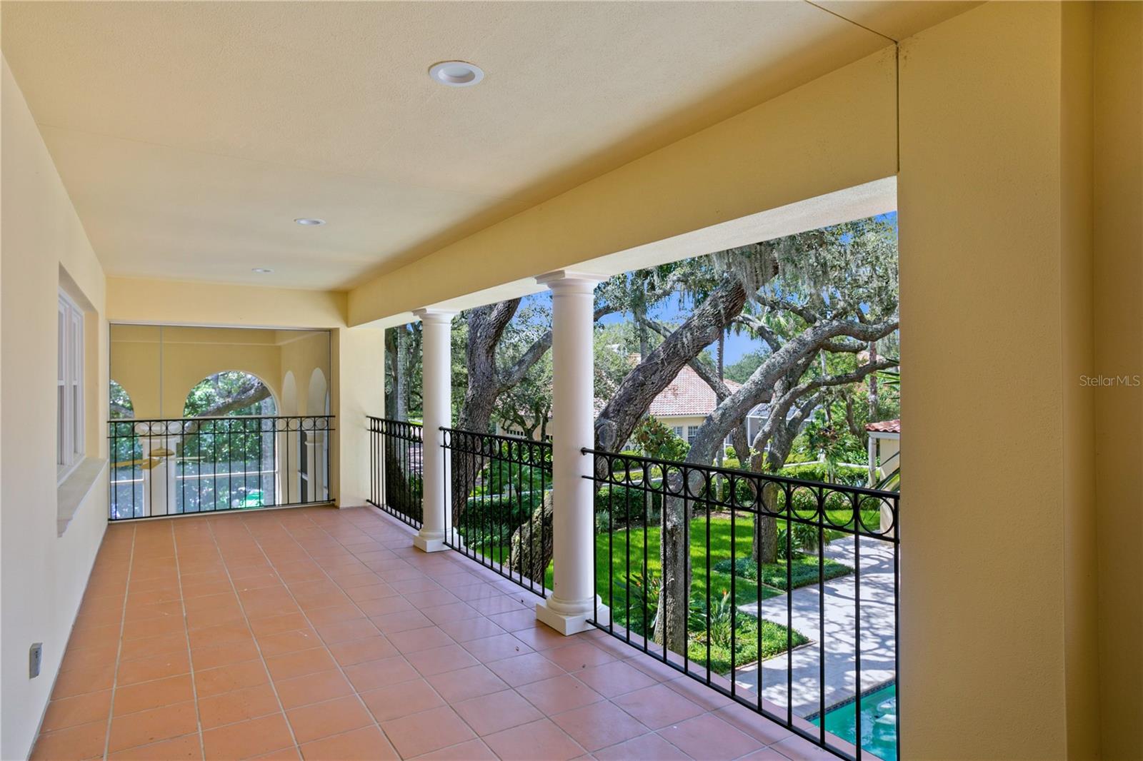 AVILA UNIT 4 - Residential