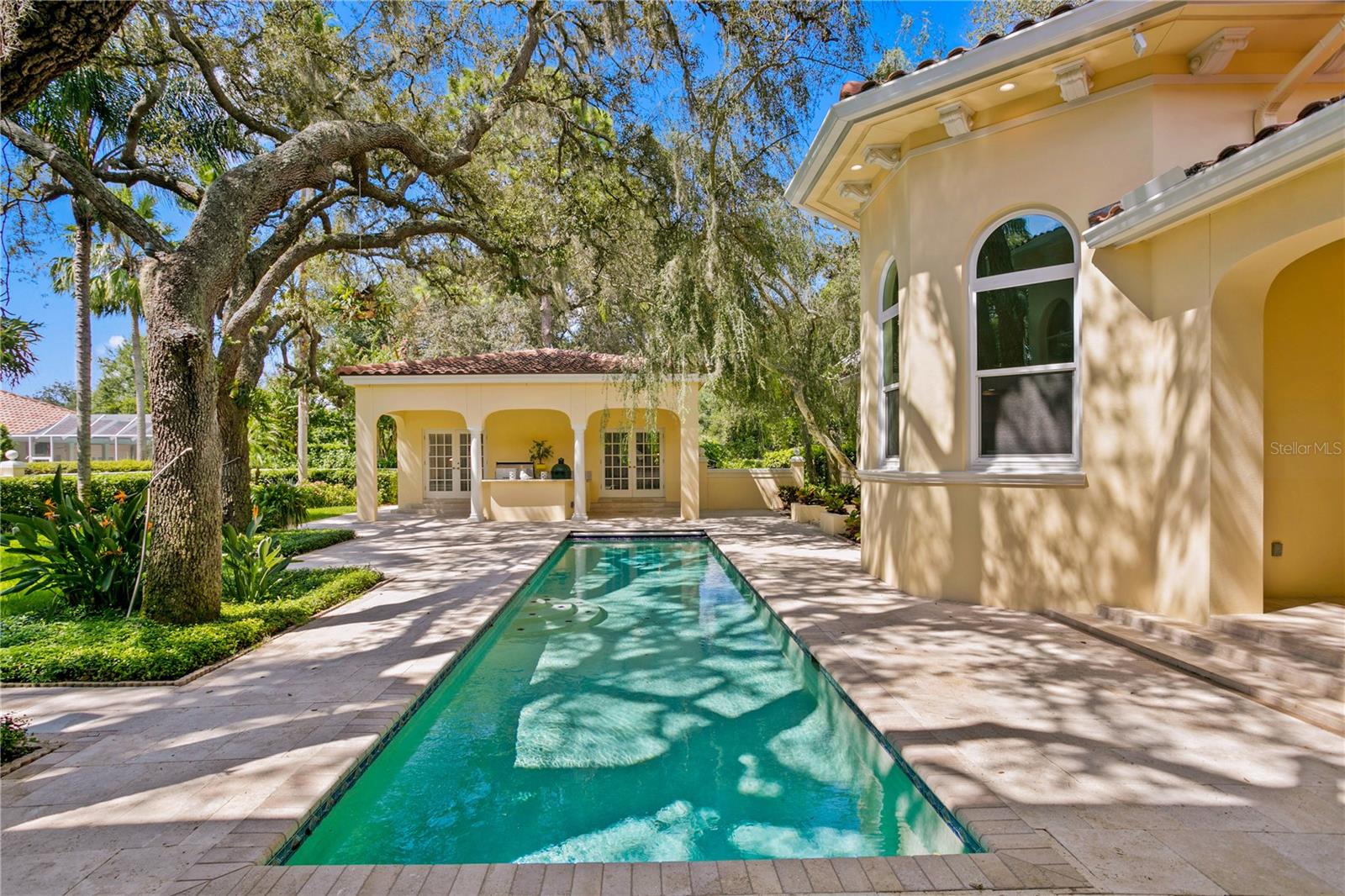 AVILA UNIT 4 - Residential