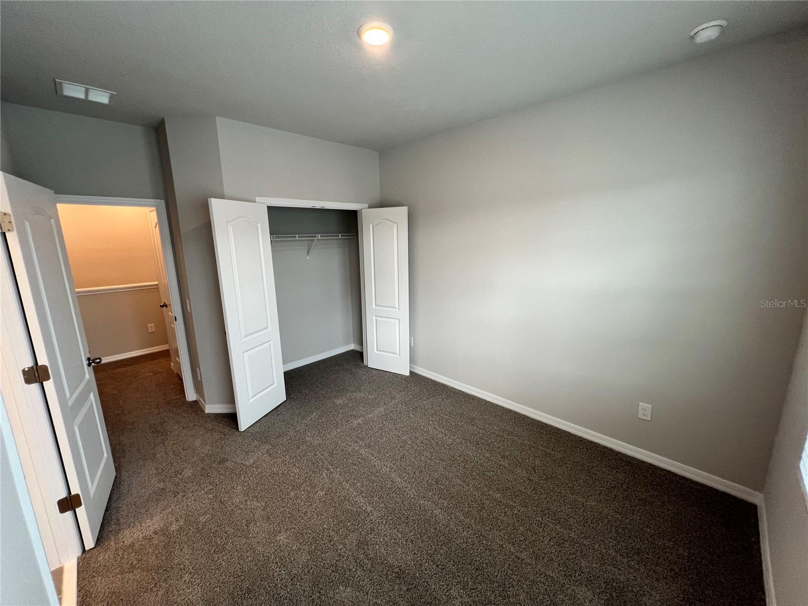 LAKE MDW LNDG - Residential Lease