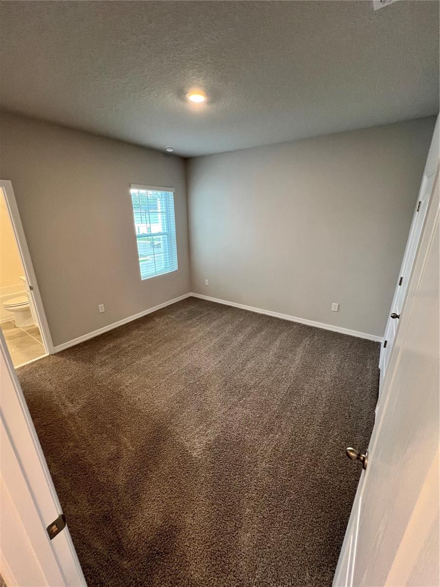 LAKE MDW LNDG - Residential Lease