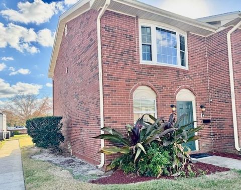 Photo of 1901 Edgewood Dr E #O1, Lakeland, FL 33803 (MLS # P4937621)