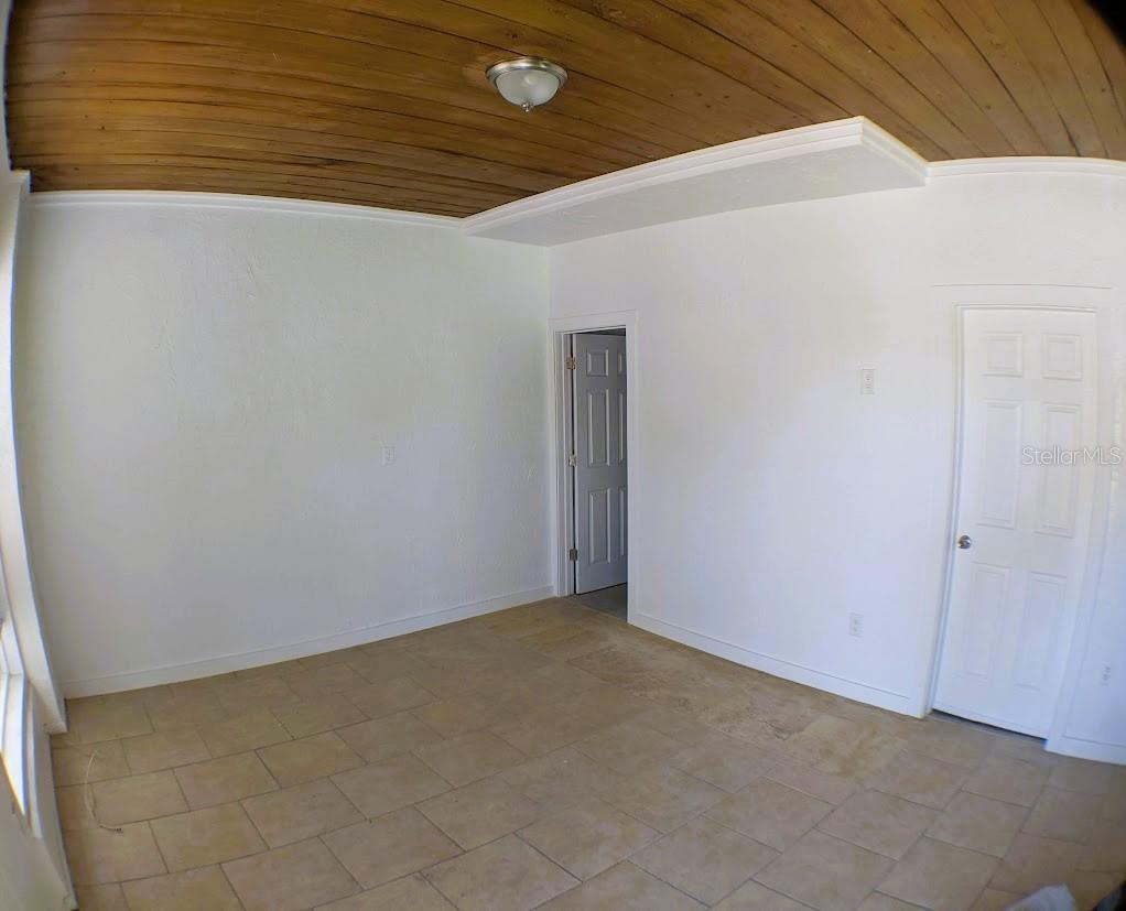 VENICE HOMESITE CO - Residential Lease
