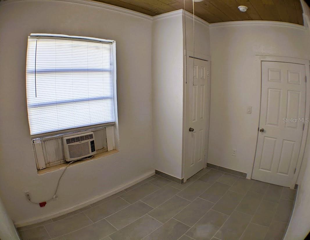 VENICE HOMESITE CO - Residential Lease
