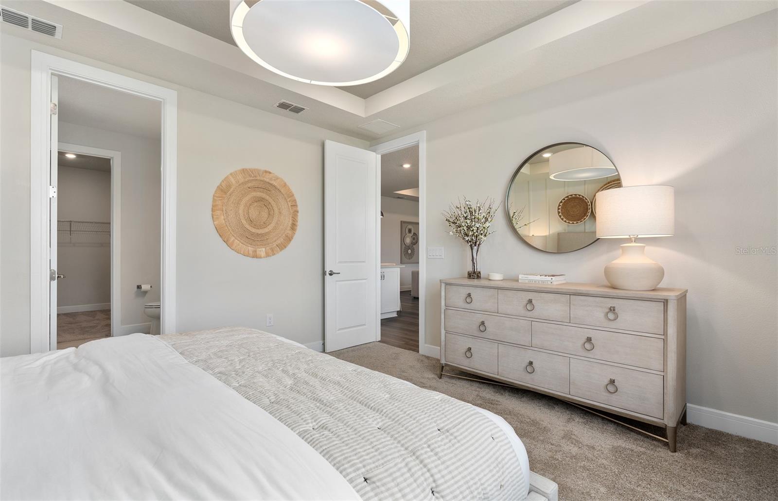 AMELIA GROVES - Residential