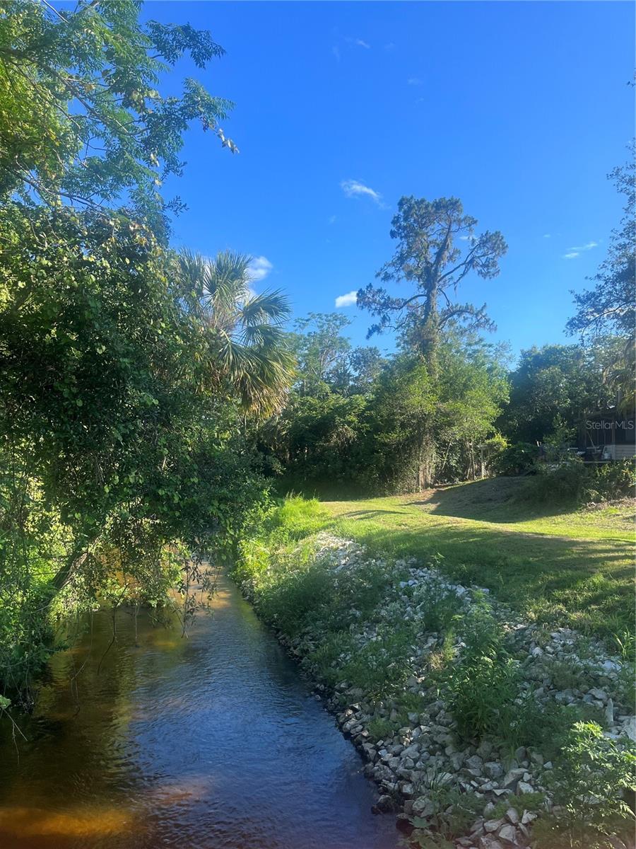 CROWN OAKS - Residential Lease