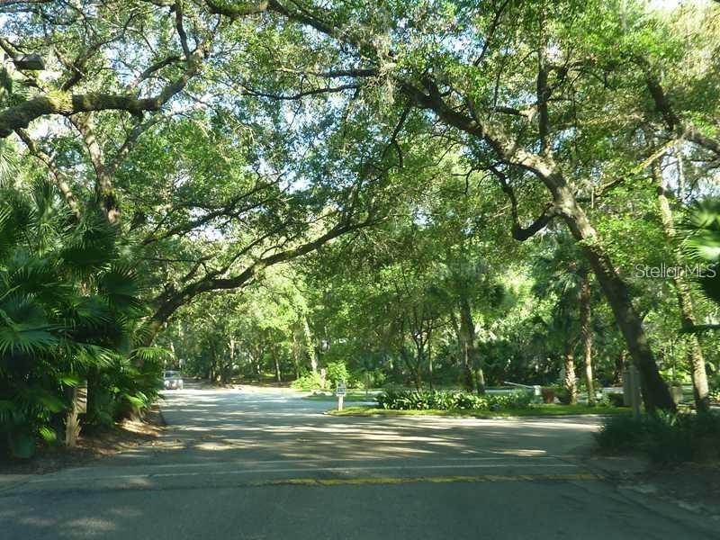 CROWN OAKS - Residential Lease