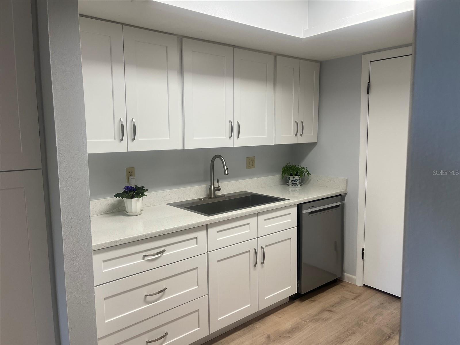 CROWN OAKS - Residential Lease