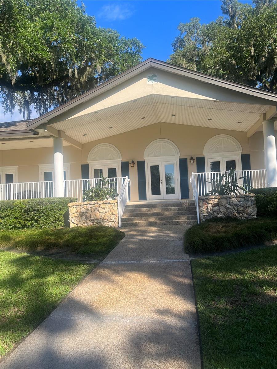 CROWN OAKS - Residential Lease