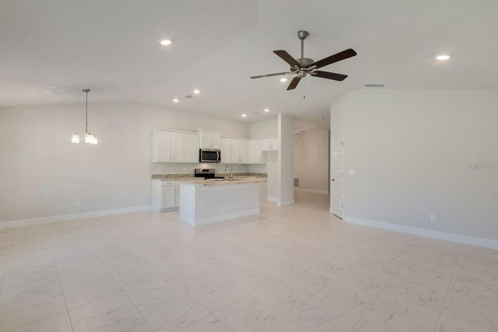 4404 SW 92ND PLACE ROAD