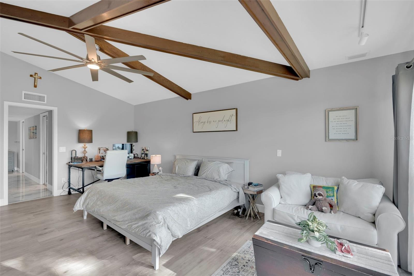 SPARROWOOD CONDO PH 01-03 - Residential