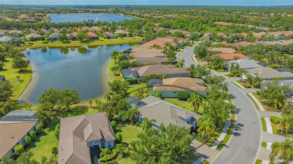 Photo of 14350 Stirling Drive, Lakewood Ranch, FL 34202 (MLS # A4647816)