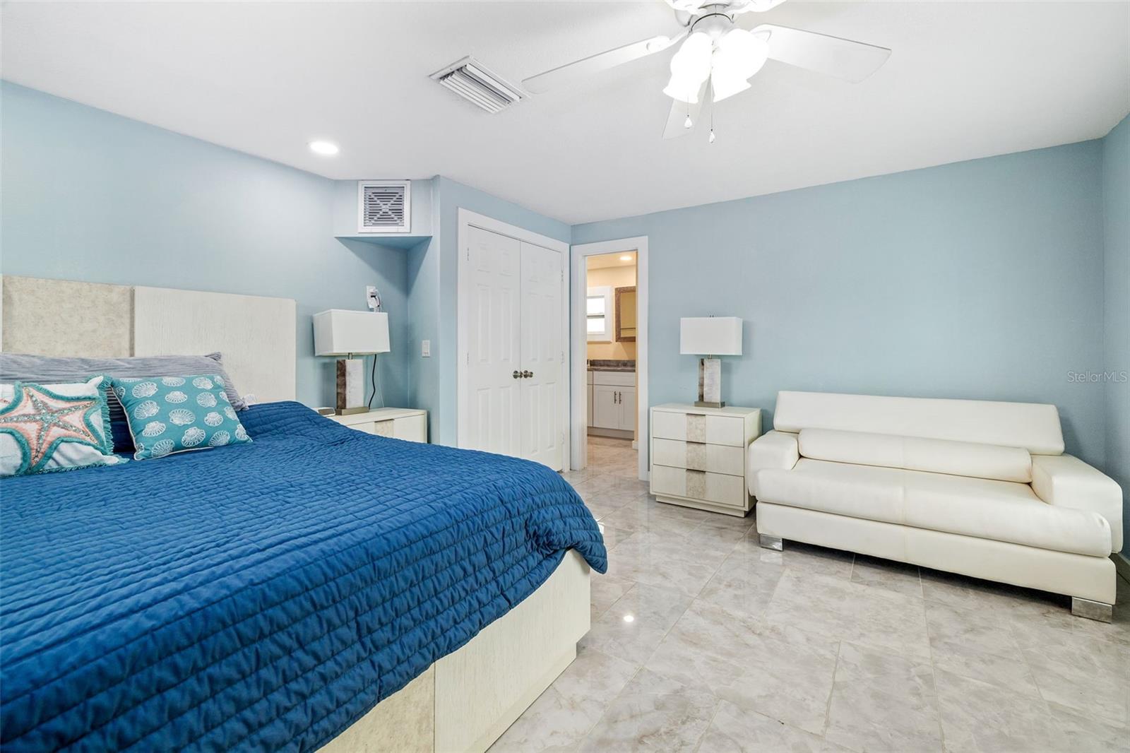 GULF & BAY ESTATES BLK 3 - Residential
