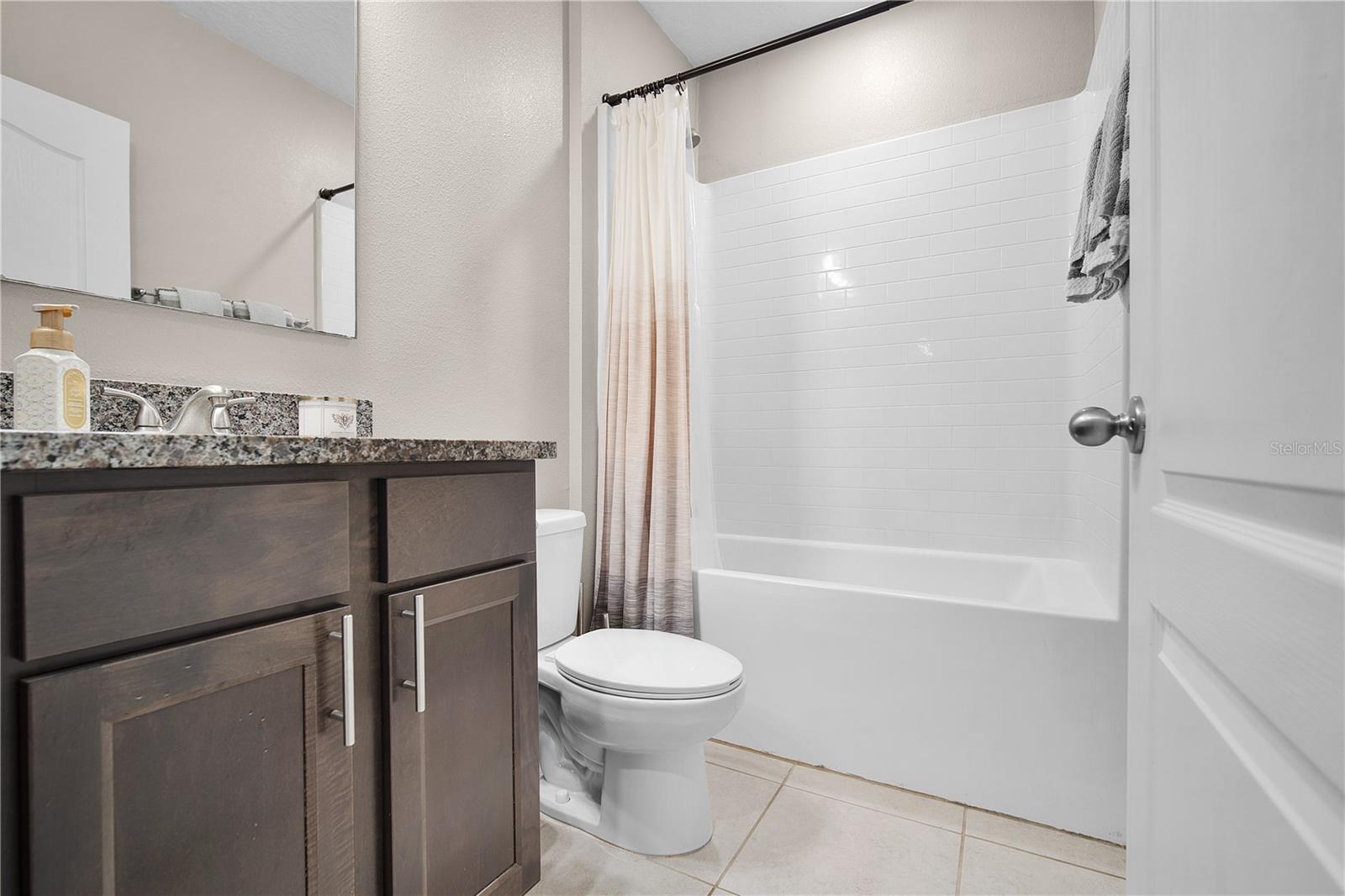 LAKE DOUGLAS PRESERVE - Residential