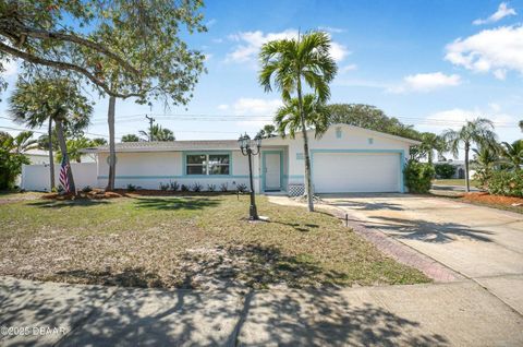 610 N ROBIN WAY SATELLITE BEACH FL 32937