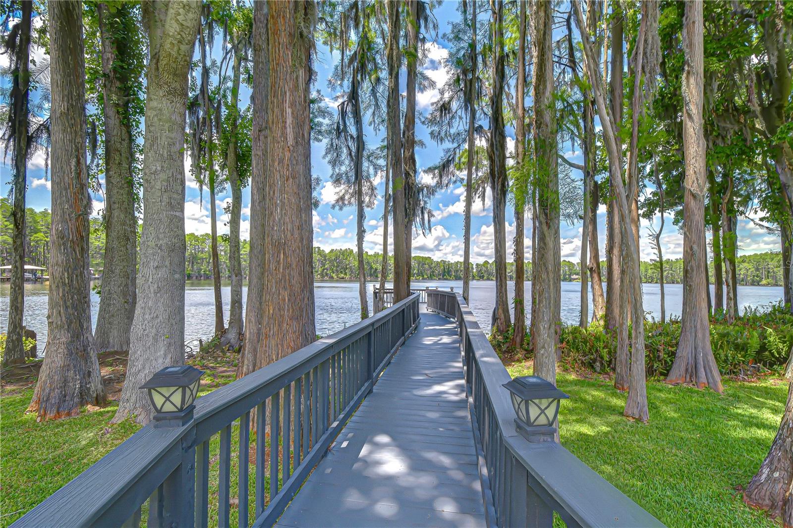 PASCO SUNSET LAKES - Residential