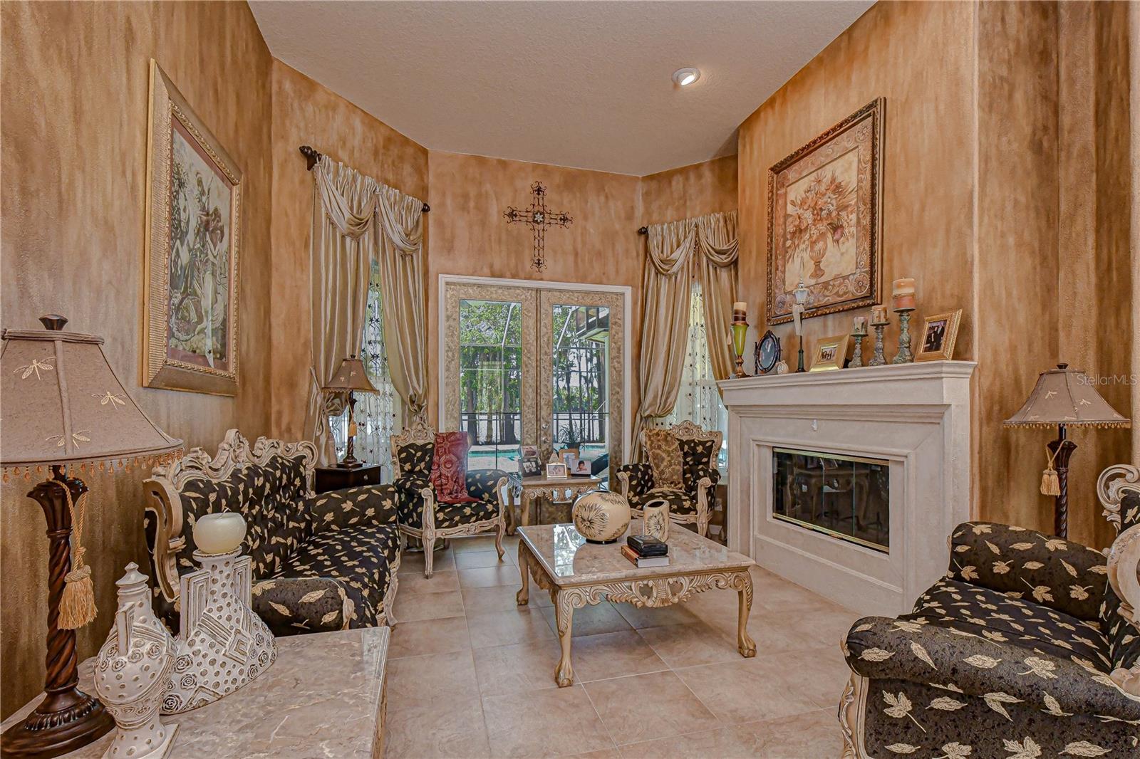 PASCO SUNSET LAKES - Residential