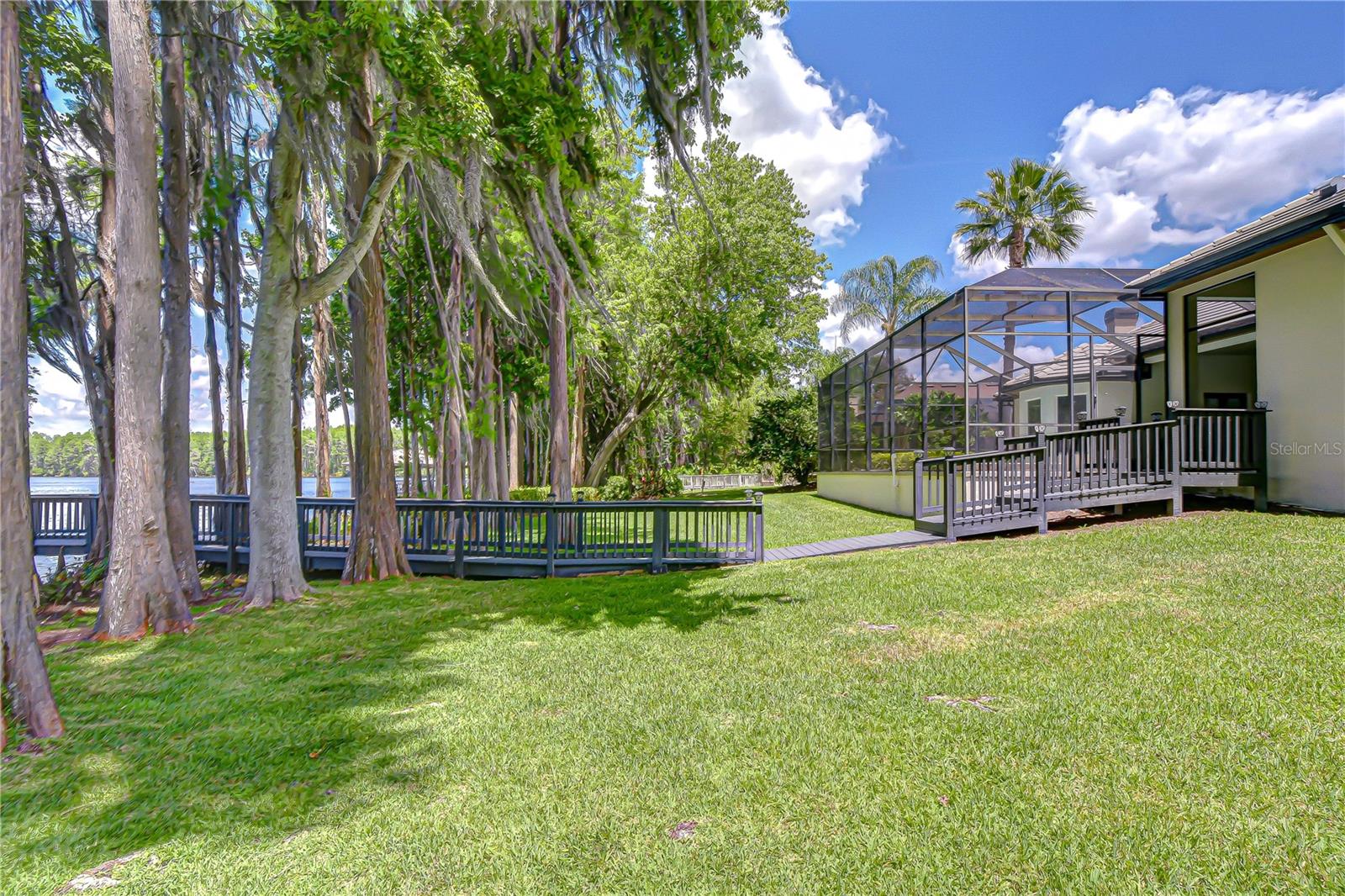 PASCO SUNSET LAKES - Residential