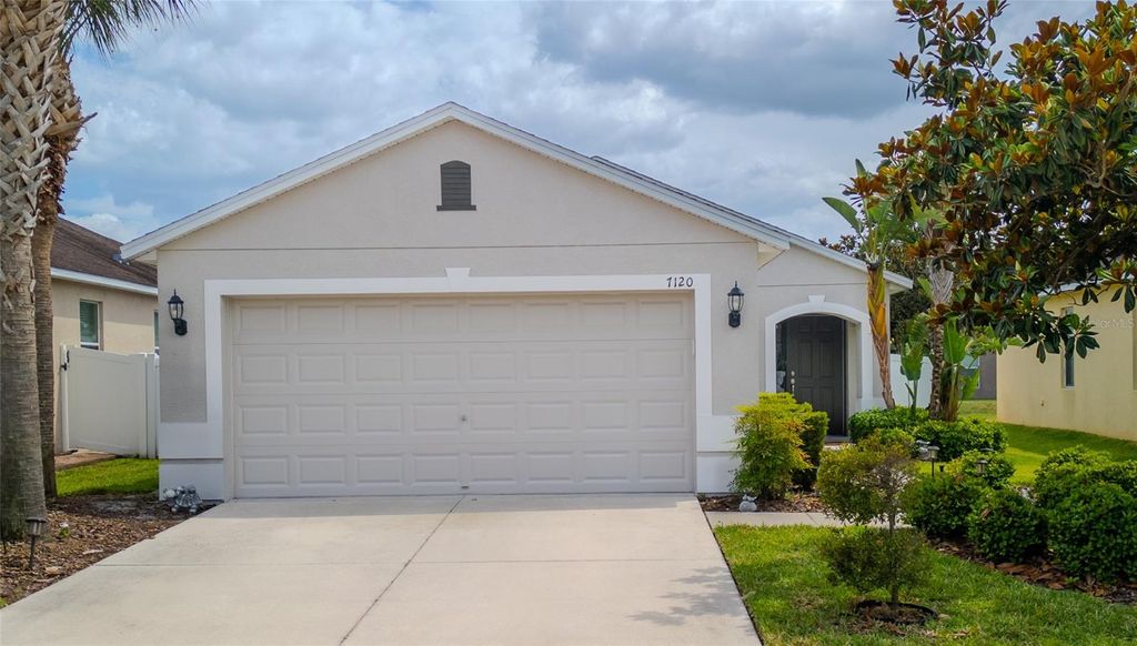 Photo of 7120 Forest Mere Drive, Riverview, FL 33578 (MLS # TB8400339)