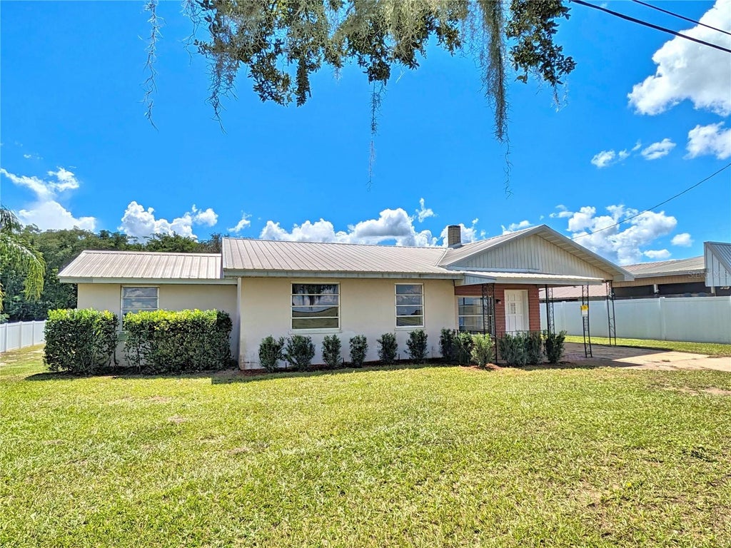 Photo of 352 E Hwy 630 E, Frostproof, FL 33843 (MLS # K4902858)