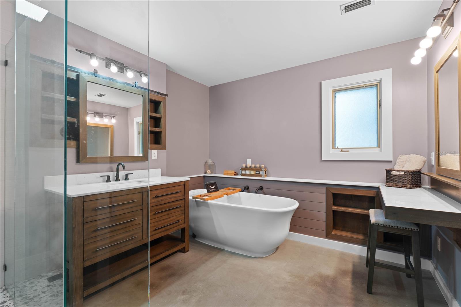 HICKORY HILL ACRES - Residential