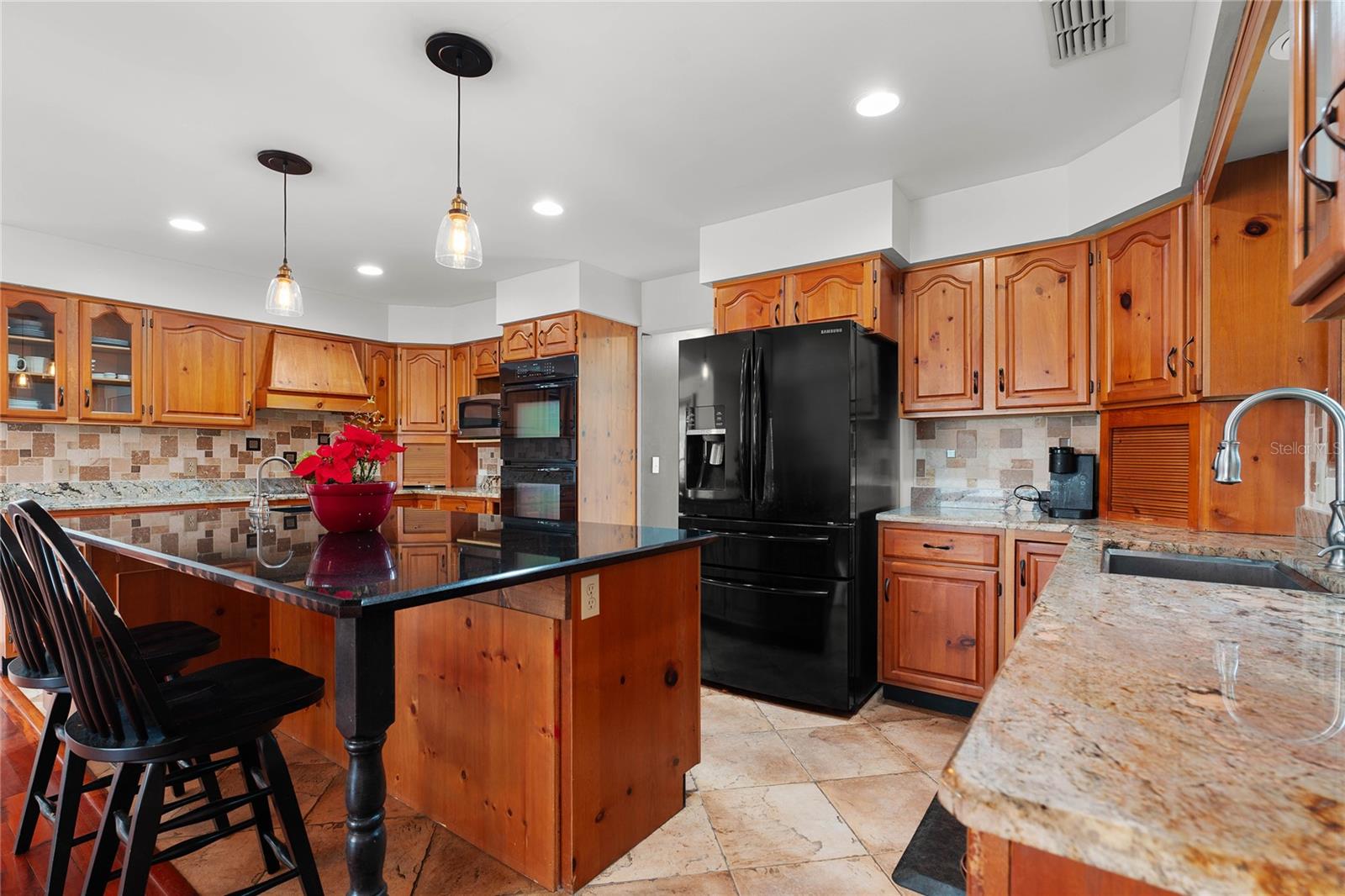 HICKORY HILL ACRES - Residential