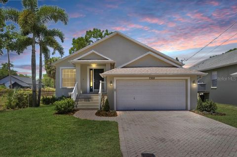 Photo of 7305 S Swoope Street, Tampa, FL 33616 (MLS # TB8486877)
