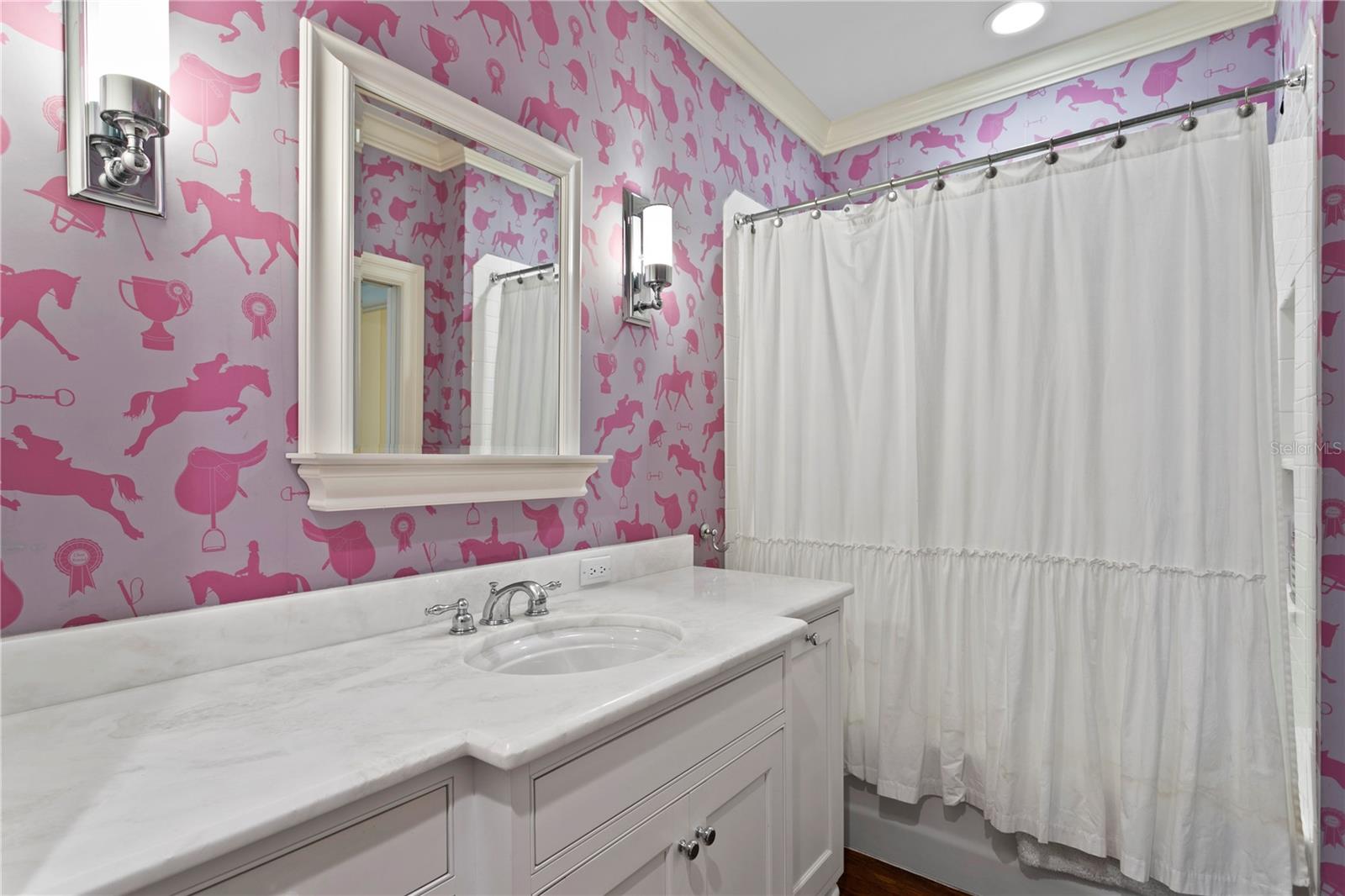 GOLF VIEW PARK 11 PAGE 72 - Residential